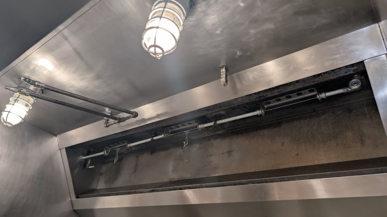 Gallery photos for Kitchen Exhaust and Vent System Cleaning: Image #3