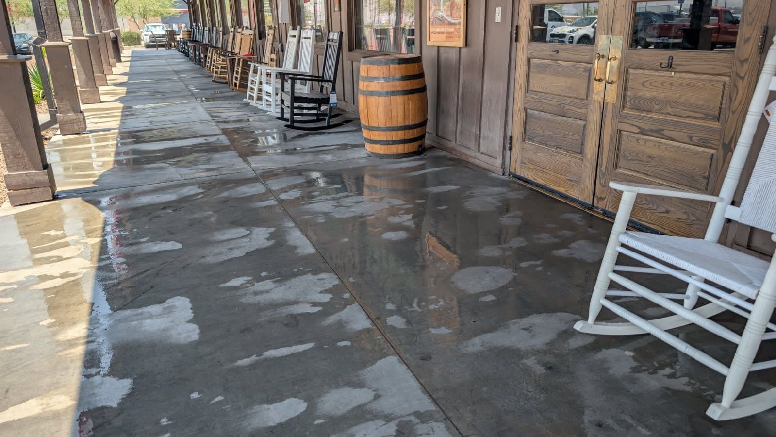Gallery photos for Expert Pressure Washing at Cracker Barrel Locations: Image #2