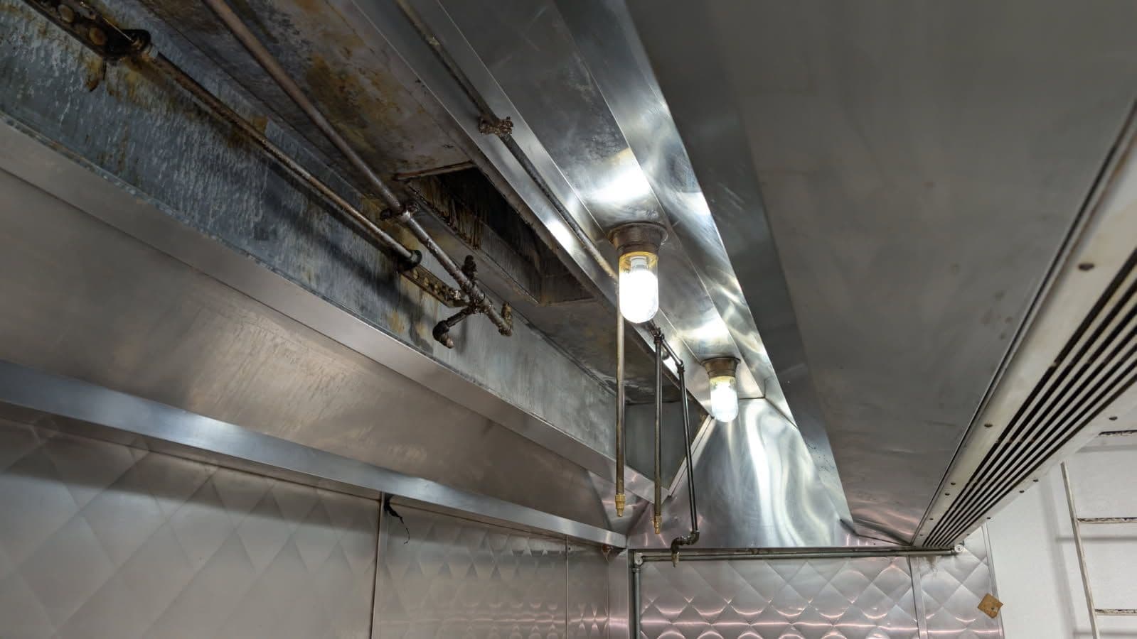 Gallery photos for Spotless Kitchen with Expert Hood Cleaning: Image #3